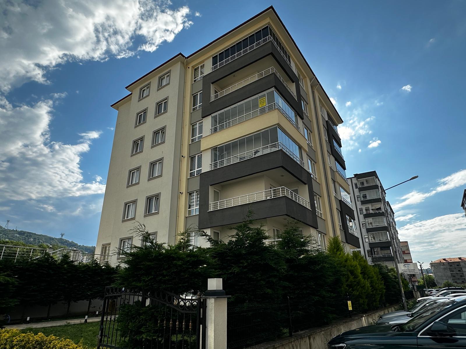 MABEL'DEN VARDALLI MAH MURAT EFENDİ SİTESİ SATILIK 3+1 DAİRE